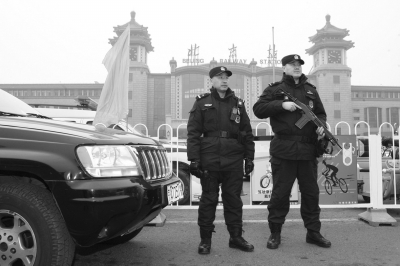全国春运昨突破8000万人次 北京7000铁警一律停休